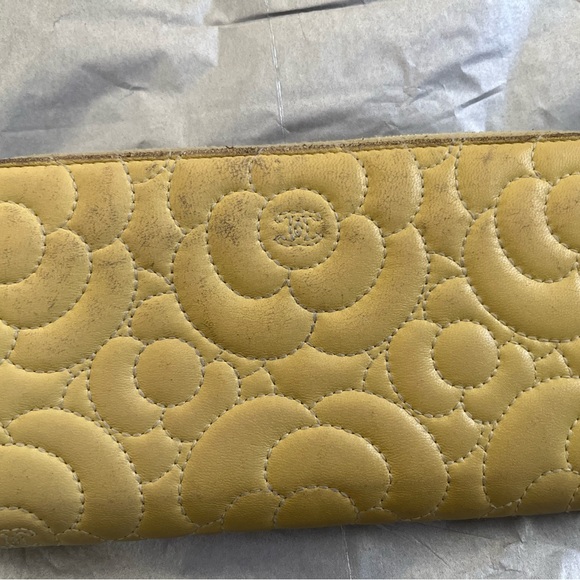 Chanel Camelia long wallet - Picture 11 of 15